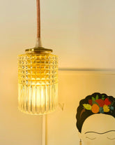 Suspension ou Baladeuse - Vintage Julia - Globe en verre ciselé